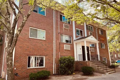 154 2nd St #206