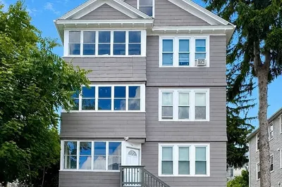 113 Sterling St