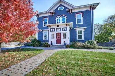 107 Highland Ave #8 1
