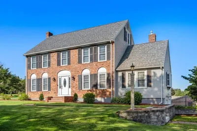 163 Old Farm Road 1