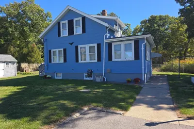 5 Hoffman St 1