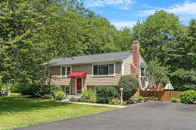 20 Brook Cir