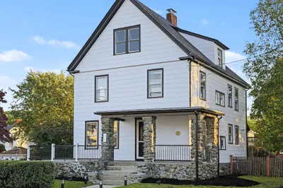 230 Orchard St 1