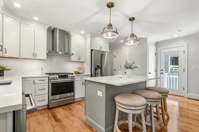 13 Grant Ave #1