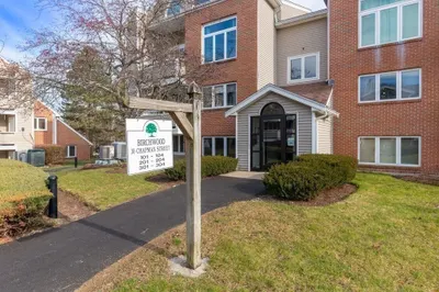 30 Chapman St #101