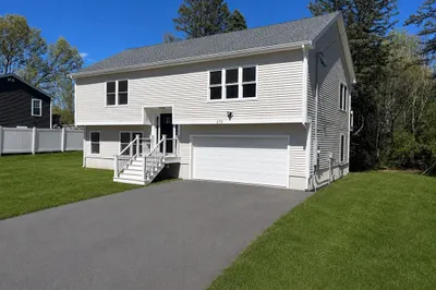 272 S Main St 1