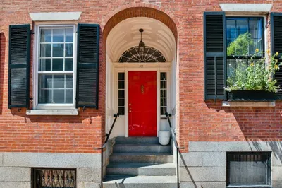 61 Chestnut Street