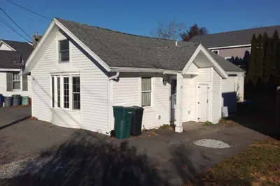 29b Moore Ave 1