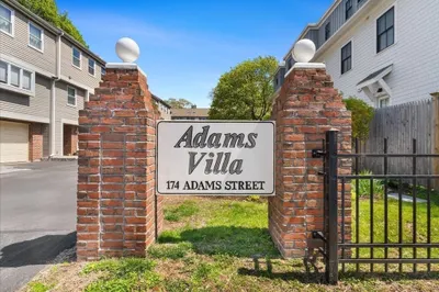 174 Adams St #6 1