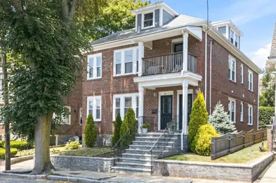 46-48 Franconia St #1