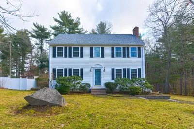 19 Short St