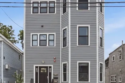447 Frankfort St #1