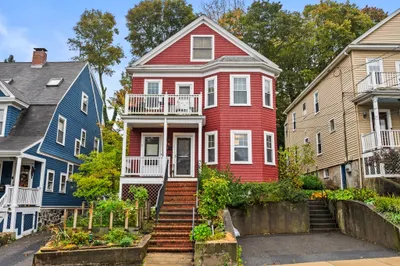 38 Tanager St #1 1