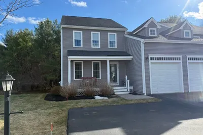 61 Sawmill Ln #61 1