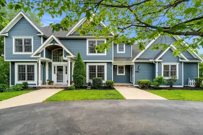 10 Gianna Dr