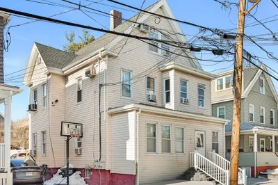 30 Wheatland St 1