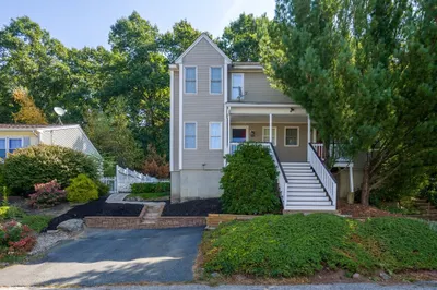74 Wigwam Hill Dr 1