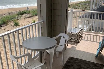 280 North End Blvd #4