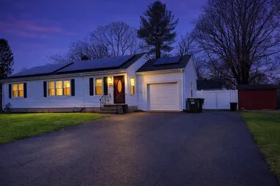 11 Crystal St