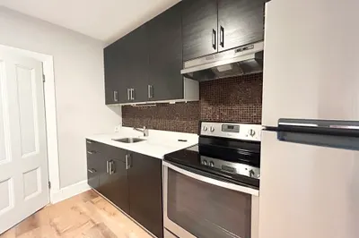7 Warwick Street #1