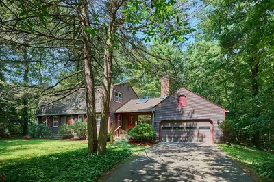 127 Pomeroy Meadow Rd 1