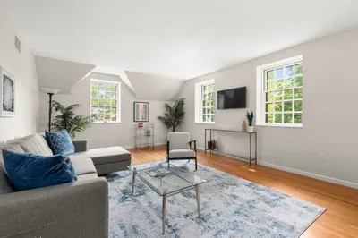 30 Cumberland Ave #W-4