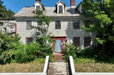 107 Main St