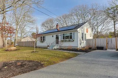 116 Windshore Dr 1
