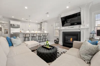 844 East 4th Street #3