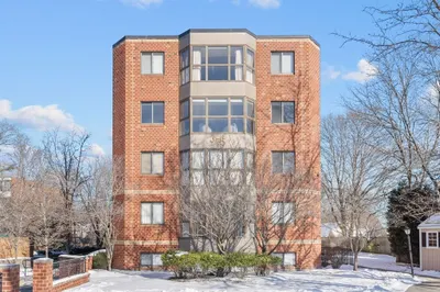 975 Massachusetts Ave #401