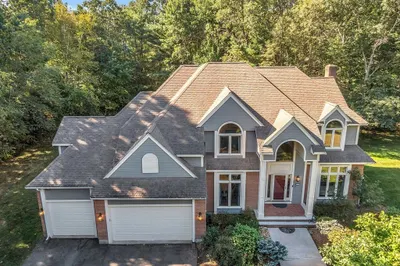 9 Great Pond Drive 1