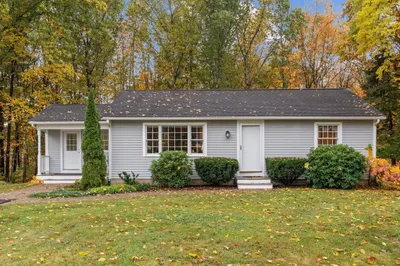 196 Linden St 1