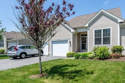 45 Grey Hawk Dr #45 1