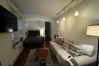 8 Battery St #6 1