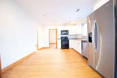 18-20 Greymere Rd #2 1