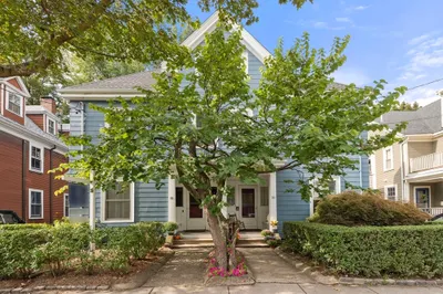 28 Brook St #28