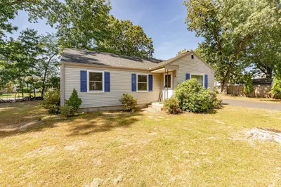 34 Rosemary Dr