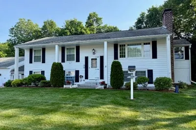 8 Brady Road 1