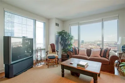 500 Atlantic Ave #14L 1