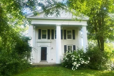 2 Hibbard Lane