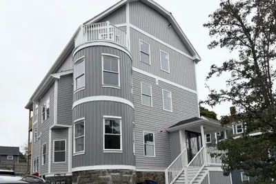 32 Broadway #3 1