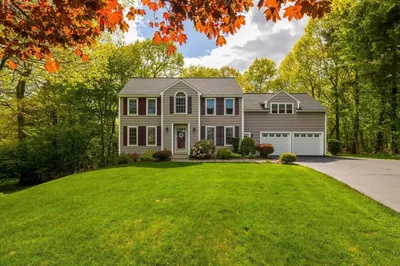 7 Sturbridge Circle 1