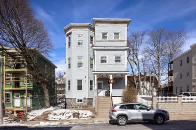25 Browning Ave