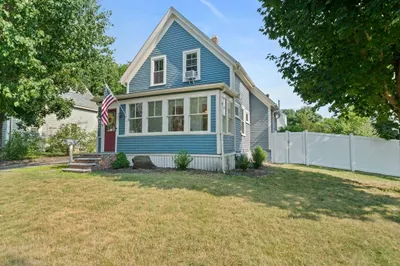 96 Lincoln St 1