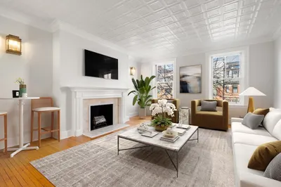 357-359 Beacon St #4 1