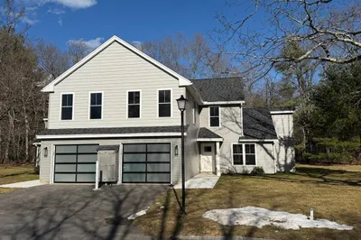 15 Barracks Road #15 1