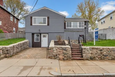 61 Montmorenci Ave #61 1