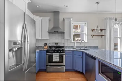 56 East St #1