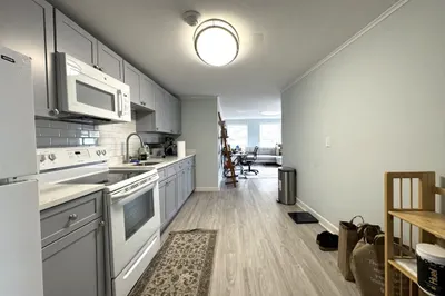 31 Western Ave #4