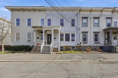 13 Green Ave 1